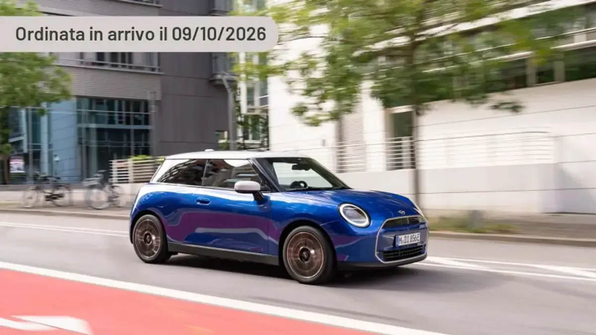 Nuova Mini Cooper Classic 55 kW (75 CV) 2025 Argento Utilitaria
