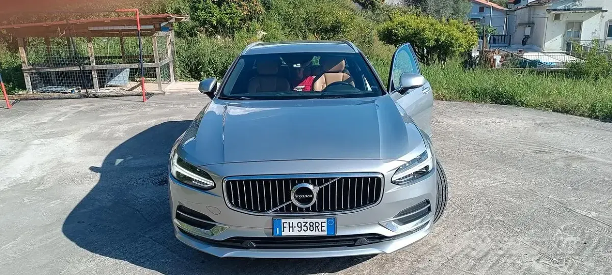 Usata Volvo V90 Inscription 190 CV (139 kW) 2017 Grigio Station wagon