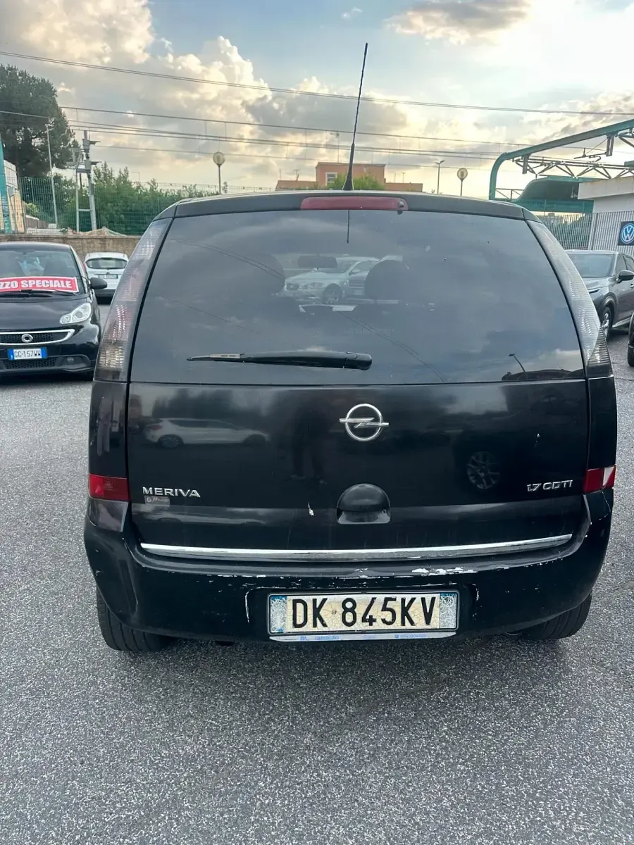 Usata Opel Meriva Cosmo 101 CV (74 kW) 2007 Nero Monovolume