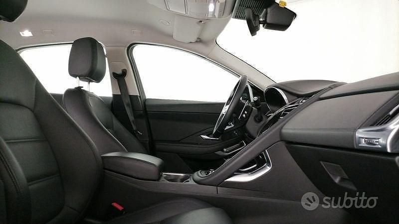 Usata Jaguar E-Pace SE 163 CV (119 kW) 2023 Blu SUV