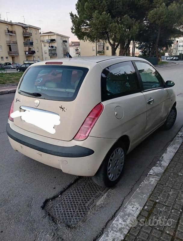 Usata Lancia Ypsilon 2005 Giallo Utilitaria