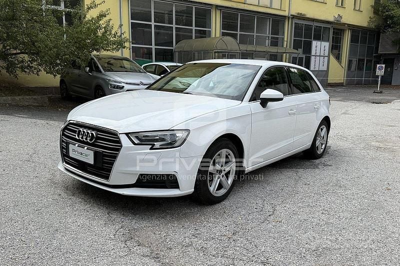 Usata Audi A3 Sportback Admired 150 CV (110 kW) 2018 Bianco Utilitaria