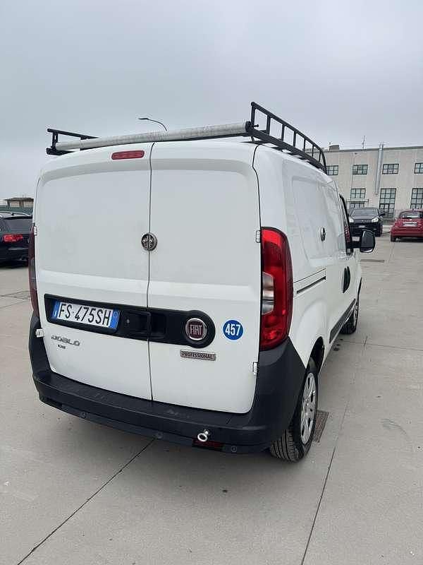 Usata Fiat Doblò Easy 120 CV (88 kW) 2017 Monovolume