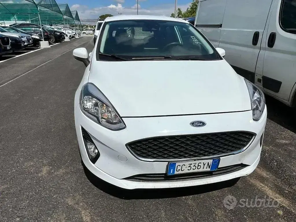 Second-hand Ford Fiesta 86 CP (63 kW) 2020 Alb Hatchback