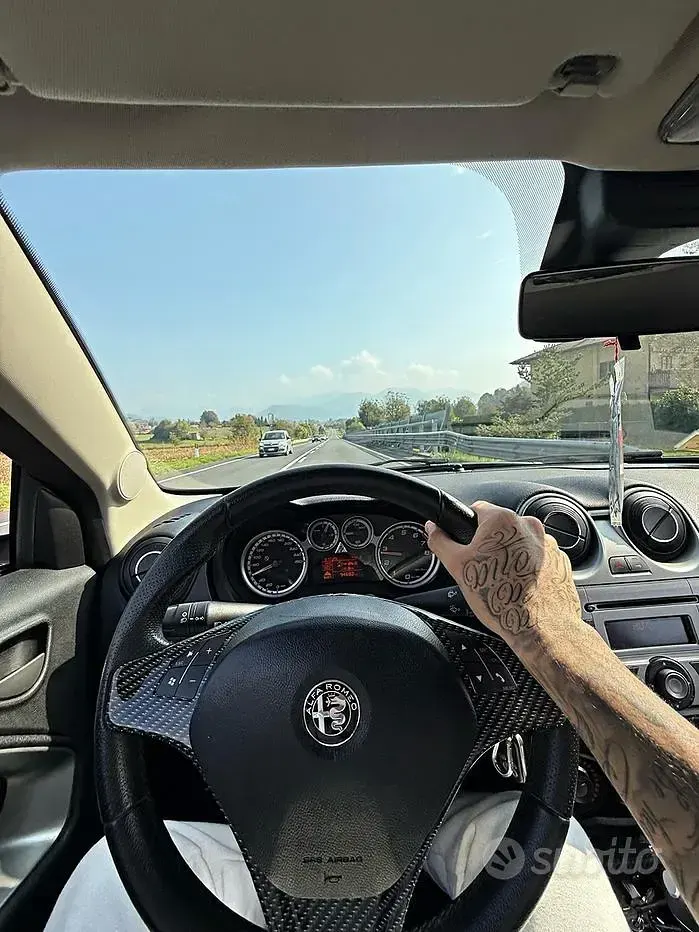 Usata Alfa Romeo MiTo 77 CV (56 kW) 2012 Nero Utilitaria
