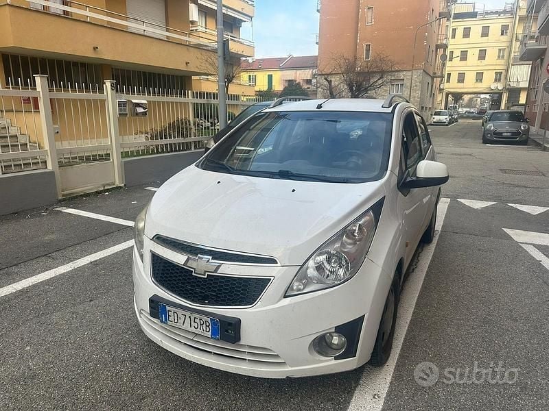 Bianco Usata 2010 Chevrolet Spark Due volumi | 2900 € (Ottimo prezzo) - Immagine 1/4