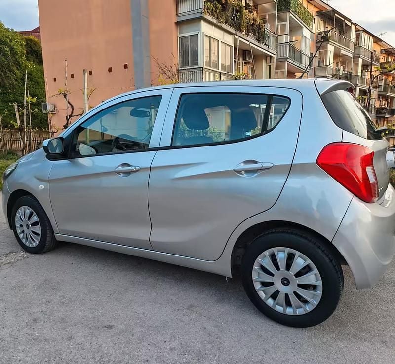 Usata Opel Karl 74 CV (54 kW) 2017 Argento Utilitaria