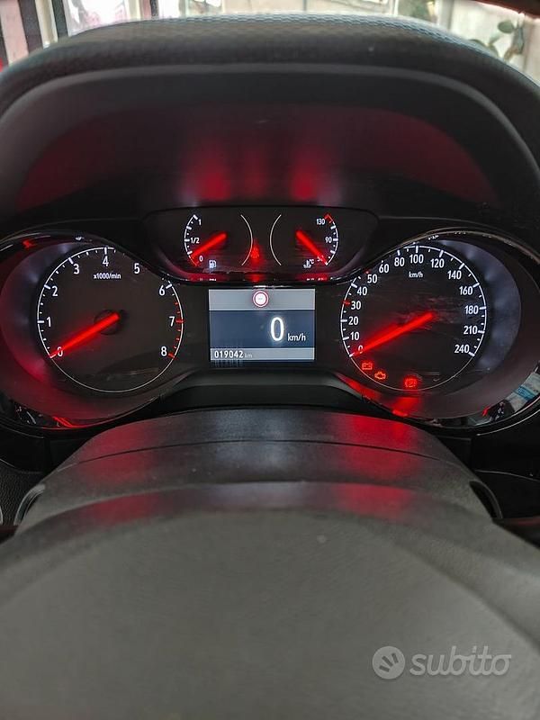 Usata Opel Corsa 75 CV (55 kW) 2023 Grigio Berlina