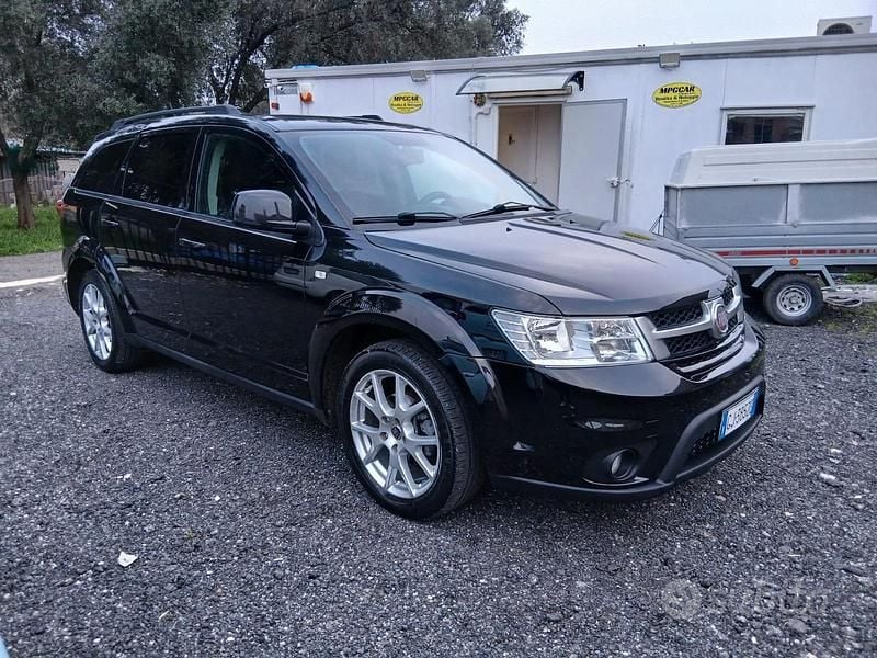 Usata Fiat Freemont 140 CV (102 kW) 2015 Nero SUV