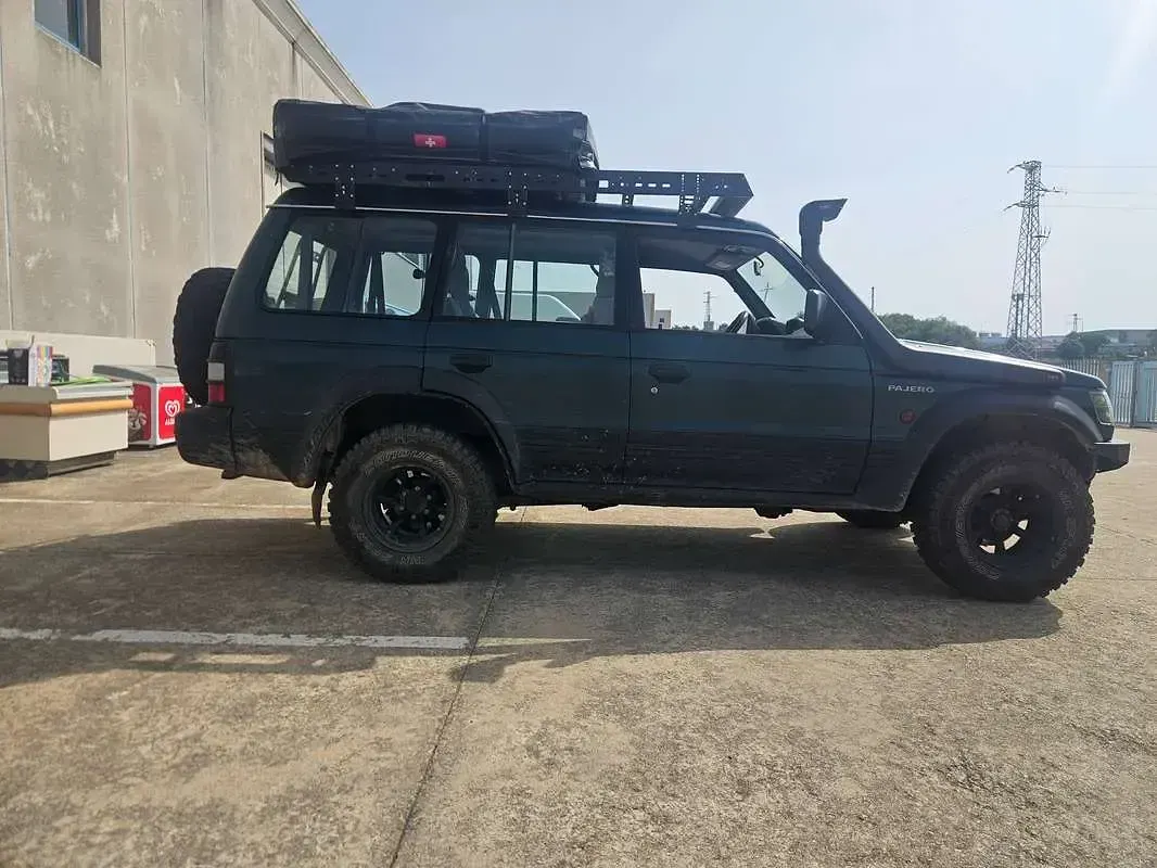 Usata Mitsubishi Pajero Select 99 CV (72 kW) 1998 Verde SUV