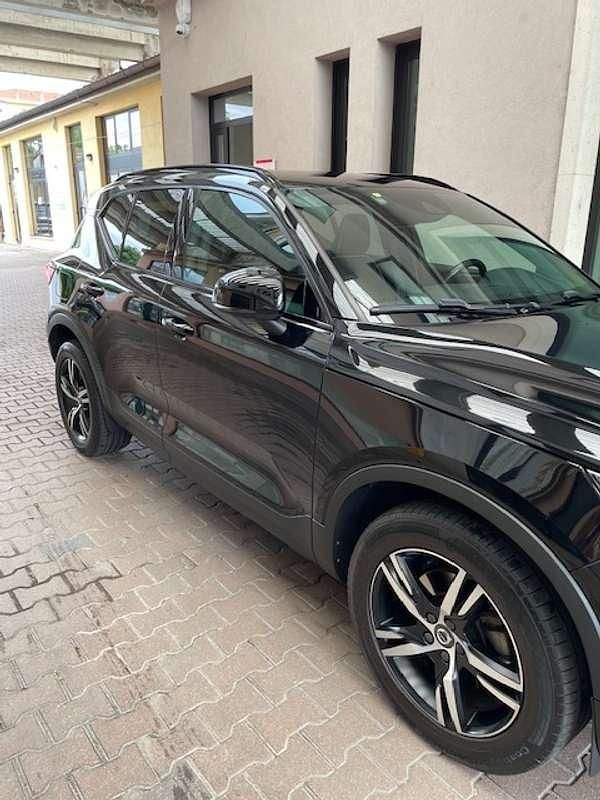 Usata Volvo XC40 Inscription 150 CV (110 kW) 2019 Nero SUV
