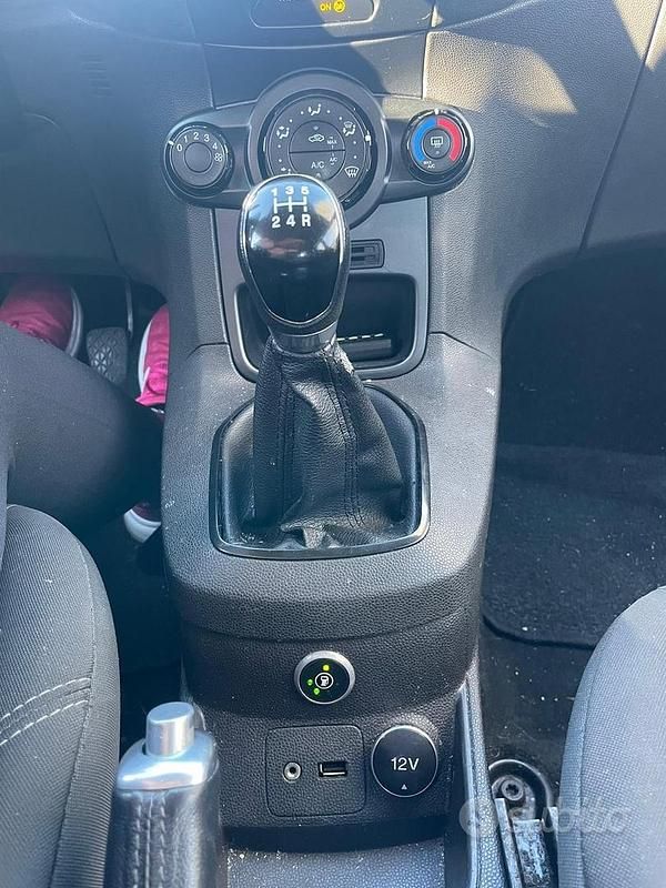 Usata Ford Fiesta 2016 Rosso Berlina