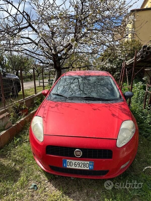 Usata Fiat Grande Punto 77 CV (56 kW) 2007 Utilitaria
