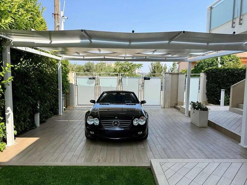 Usata Mercedes SL500 306 CV (225 kW) 2004 Nero Cabrio