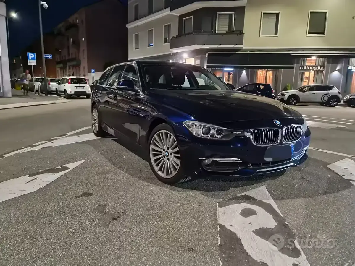 Usata BMW 320 Luxury Line 184 CV (135 kW) 2014 Bluazzurro Station wagon