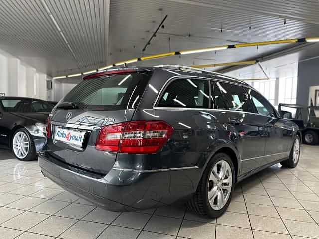 Käytetty Mercedes E200 Avantgarde 184 HP (135 kW) 2011 Harmaa Farmari