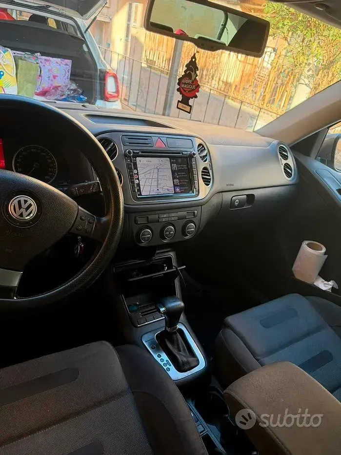 Usata VW Tiguan 140 CV (102 kW) 2009 Grigio SUV