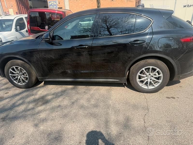 Usata Alfa Romeo Stelvio 190 CV (139 kW) 2019 SUV