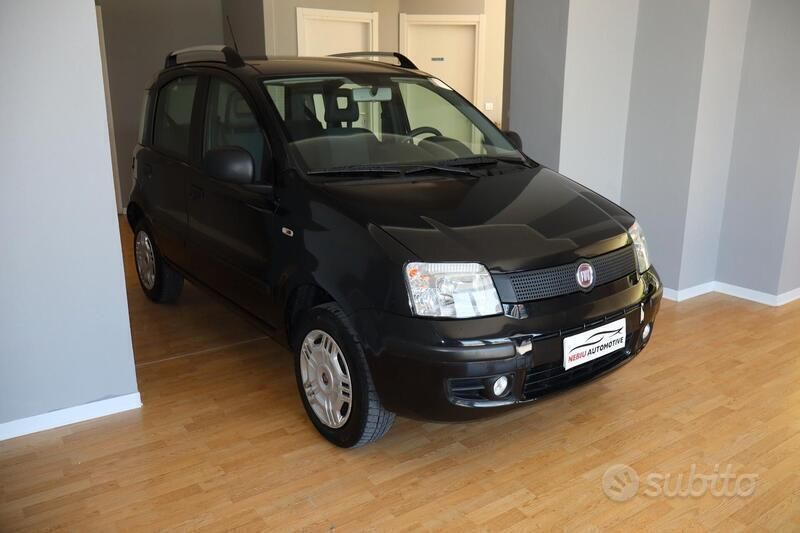 Usata Fiat Panda Dynamic 77 CV (56 kW) 2012 Nero Utilitaria