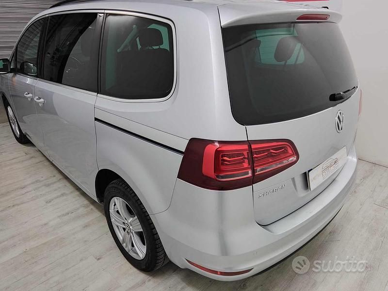 Usata VW Sharan 150 CV (110 kW) 2017 Grigio Monovolume