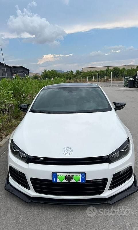 Usata VW Scirocco R 265 CV (194 kW) 2011