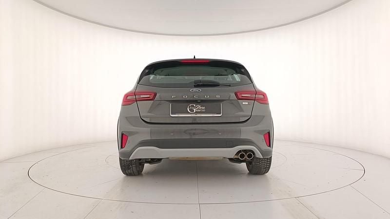 Usata Ford Focus Active 125 CV (91 kW) 2022 Grigio SUV