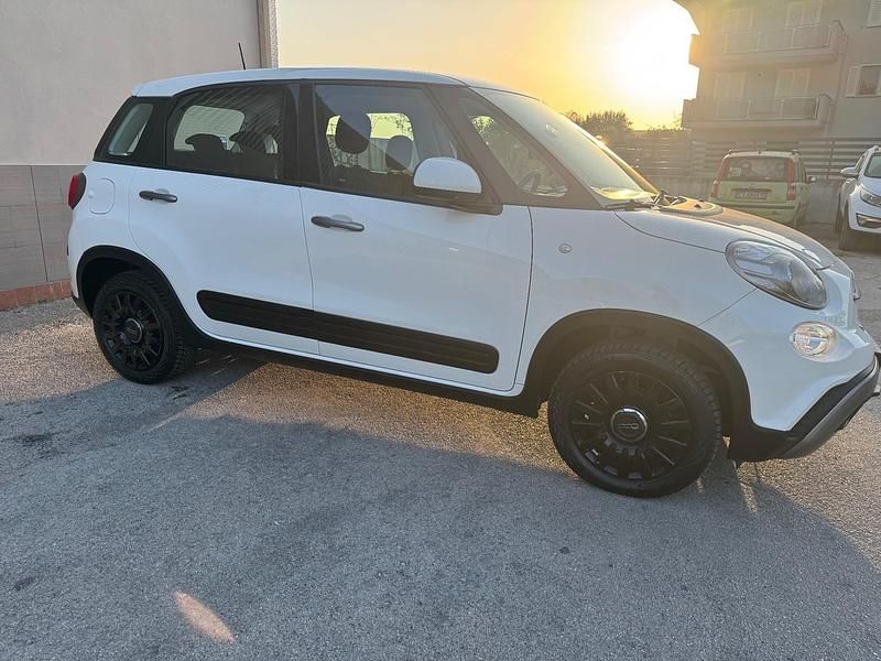Occasion Fiat 500L Connect 95 ch (69 kW) 2022 Blanc Monospace