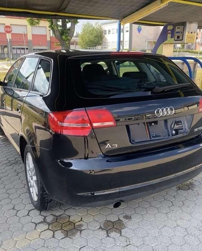 Usata Audi A3 Sportback Young 90 CV (66 kW) 2010 Utilitaria