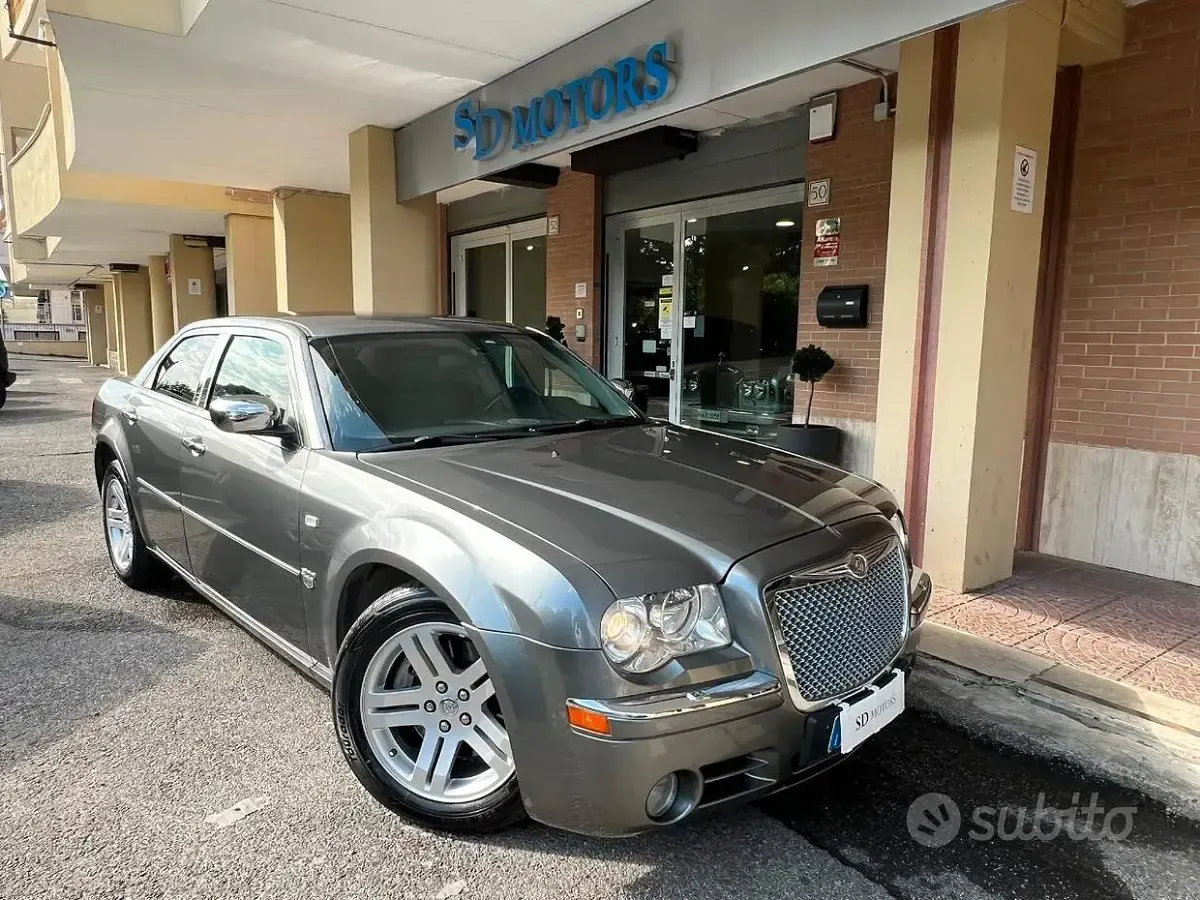 Usata Chrysler 300C 218 CV (160 kW) 2007 Berlina