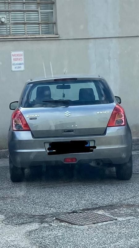 Usata Suzuki Swift 70 CV (51 kW) 2009 Utilitaria