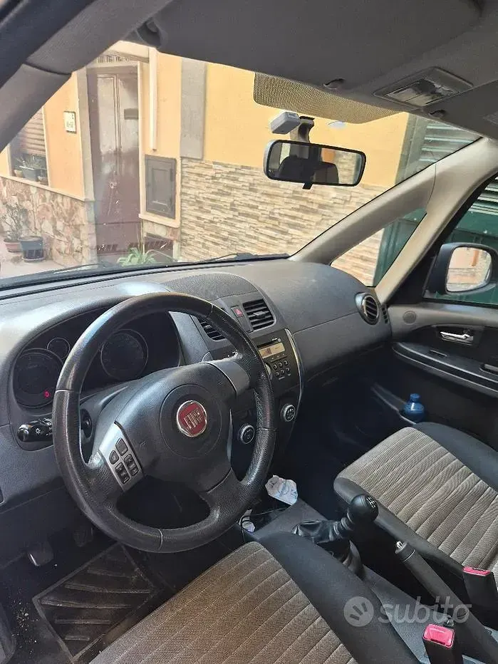 Usata Fiat Sedici 135 CV (99 kW) 2010 SUV