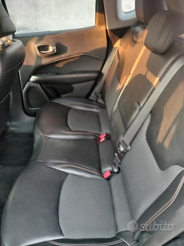 Usata Jeep Compass 120 CV (88 kW) 2020 Grigio SUV