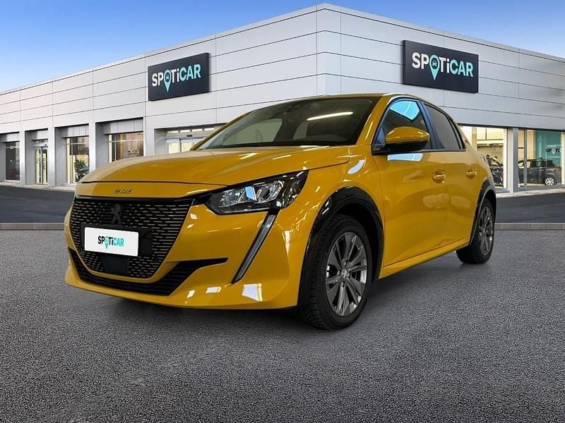 Usata Peugeot e-208 Active 100 kW (136 CV) 2021 Giallo Utilitaria