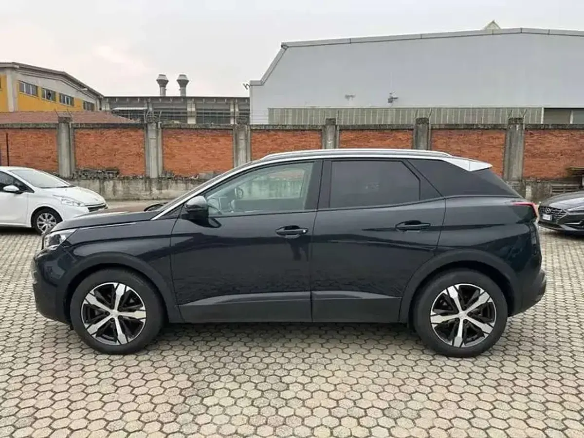 Usata Peugeot 3008 131 CV (96 kW) 2020 Blu/azzurro SUV