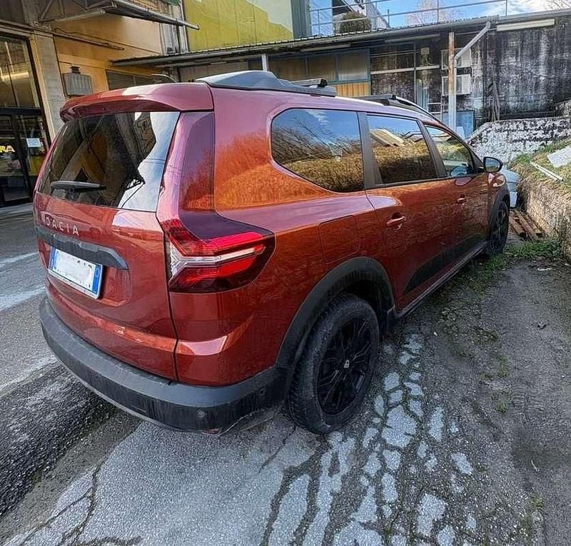 Usata Dacia Jogger Extreme 101 CV (74 kW) 2022 Marrone Monovolume