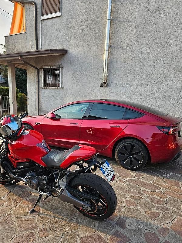 Usata Tesla Model 3 235 kW (320 CV) 2024 Rosso Berlina