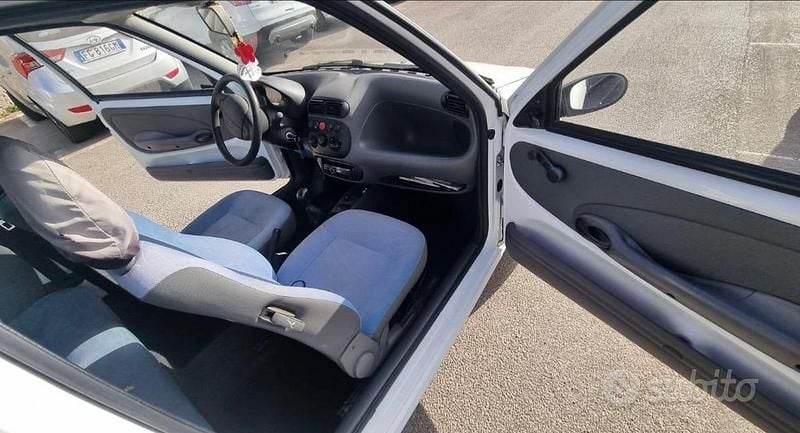 Usata Fiat 600 2001 Bianco