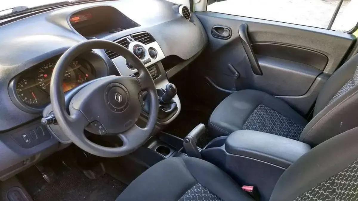 Usata Renault Kangoo 75 CV (55 kW) 2012 Verde Monovolume