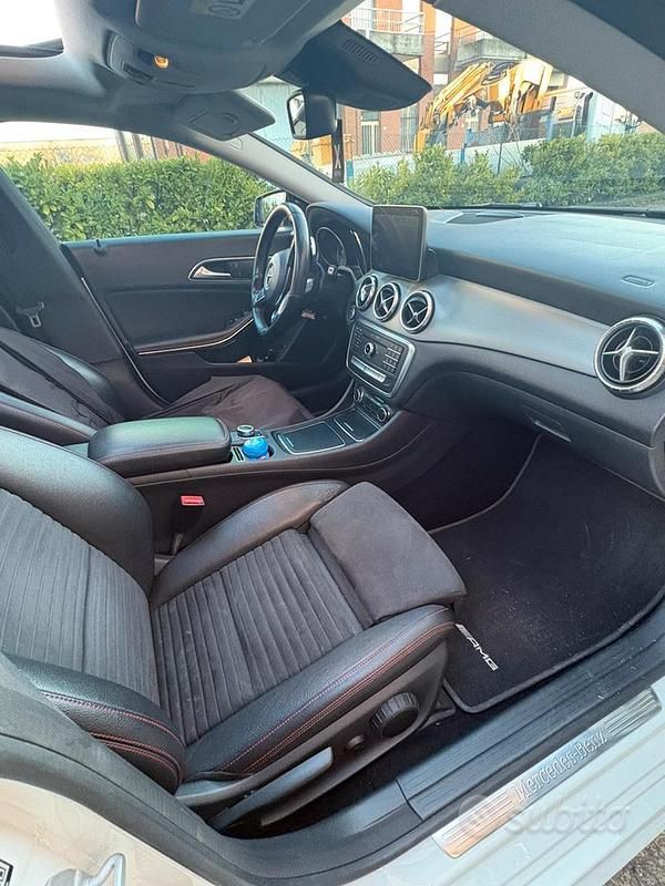Usata Mercedes CLA200 Premium 136 CV (100 kW) 2016 Bianco Berlina