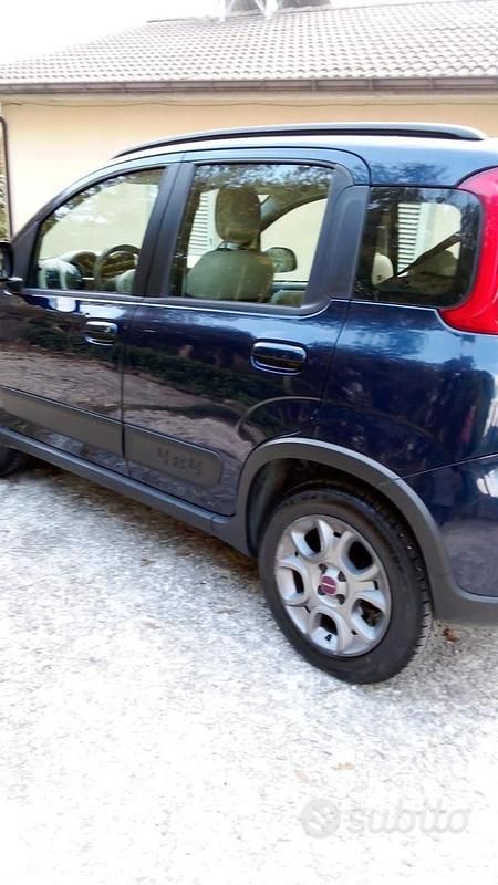 Usata Fiat Panda 4x4 69 CV (50 kW) 2013 Utilitaria