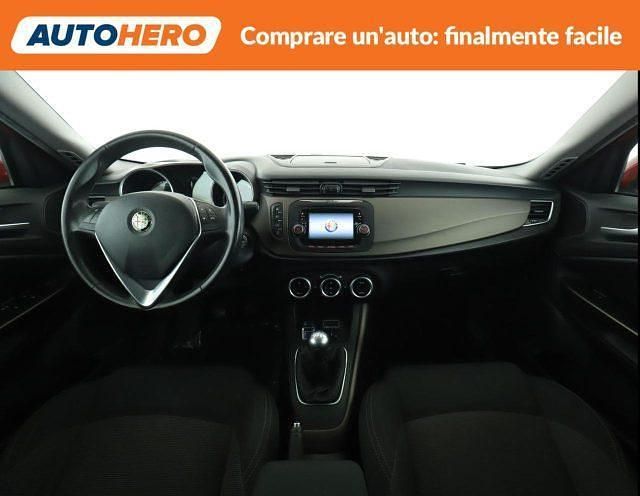 Usata Alfa Romeo Giulietta Distinctive 105 CV (77 kW) 2015 Rosso Utilitaria