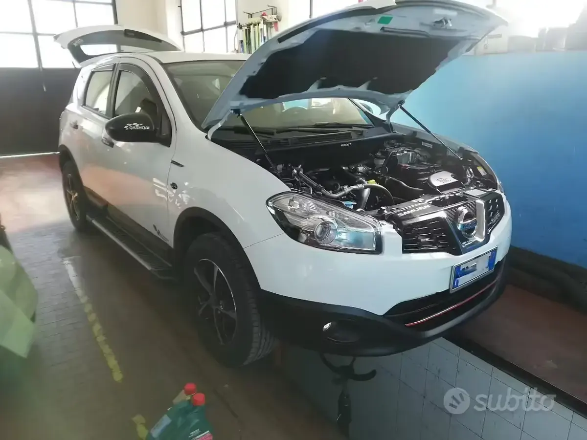 Usata Nissan Qashqai Visia 110 CV (80 kW) 2012 Bianco SUV