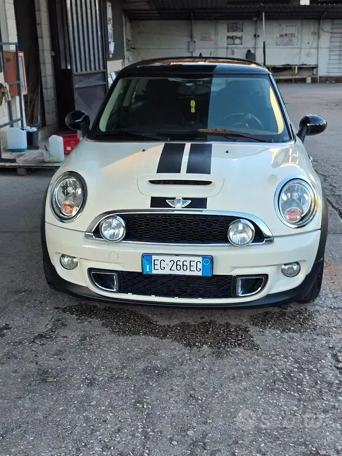 Usata Mini Cooper SD 143 CV (105 kW) 2011 Bianco Utilitaria