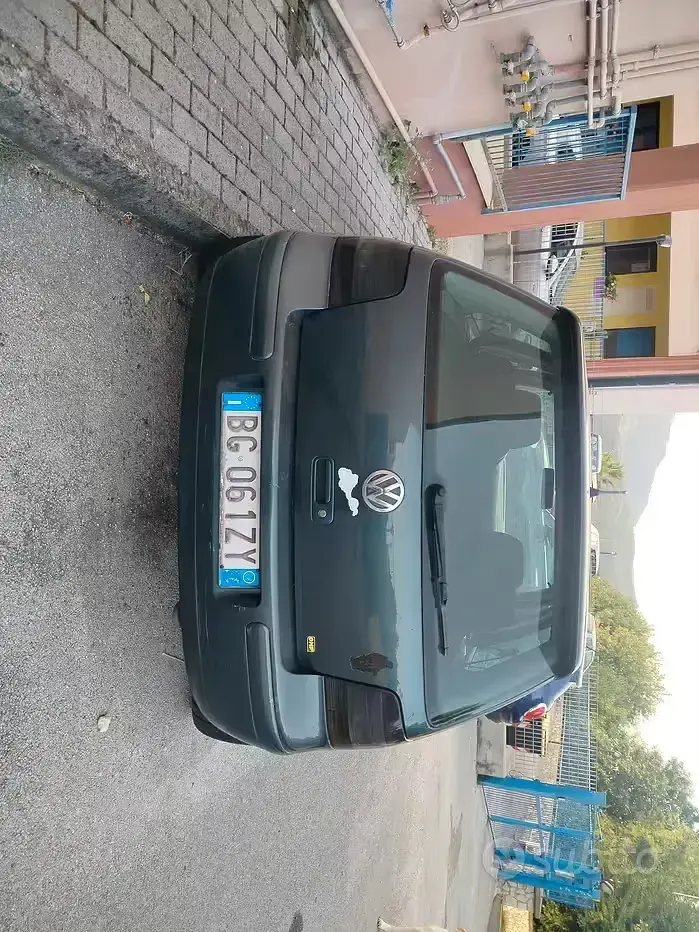Usata VW Golf IV 110 CV (80 kW) 2000 Berlina