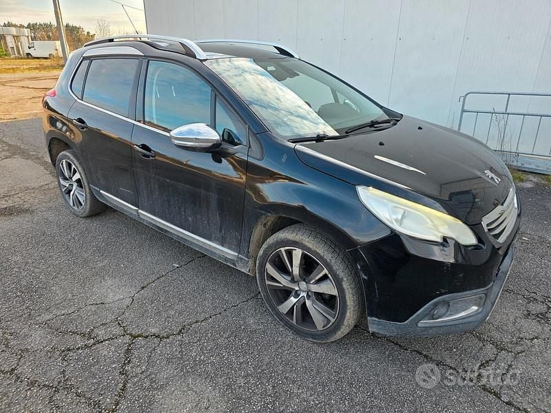 Nero Usata 2015 Peugeot 2008 Allure SUV | 4800 € (Super prezzo) - Immagine 1/4