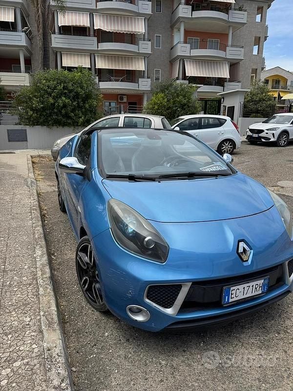 Usata Renault Wind 2012 Blu Cabrio
