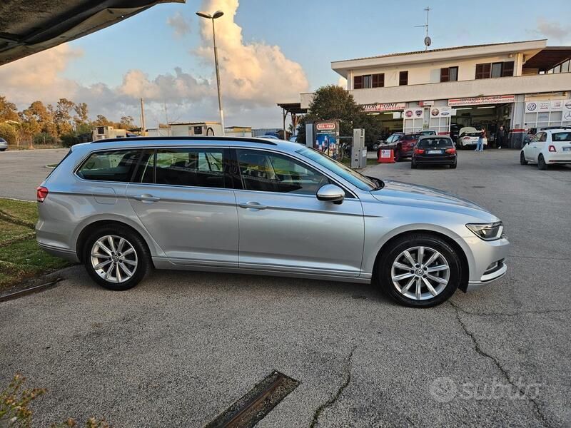 Usata VW Passat Highline 150 CV (110 kW) 2017 Argento Station wagon