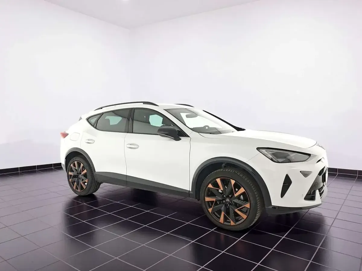 Usata Cupra Formentor 150 CV (110 kW) 2025 Glacial white SUV