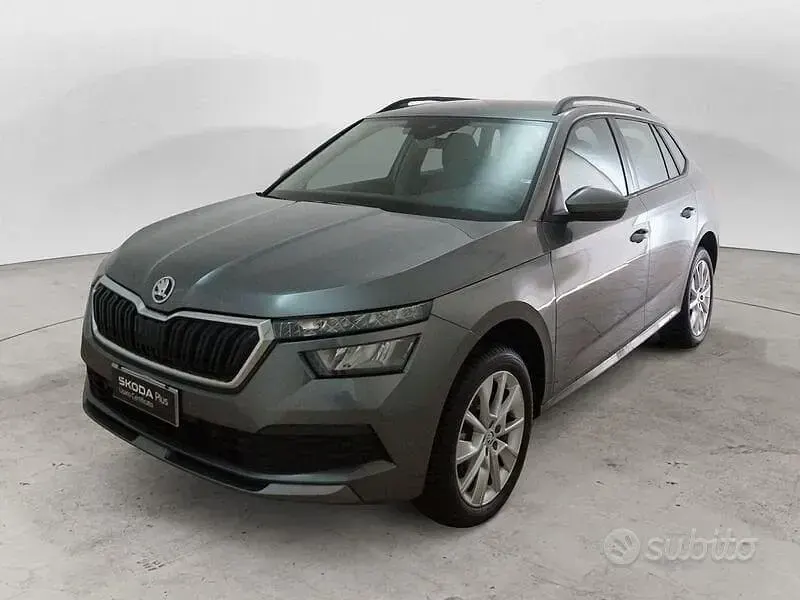 Usata Skoda Kamiq Ambition 95 CV (69 kW) 2024 Grigio SUV