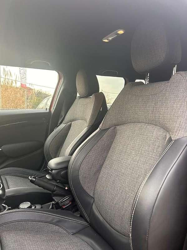 Usata Mini Cooper D Business 116 CV (85 kW) 2015 Rosso Utilitaria